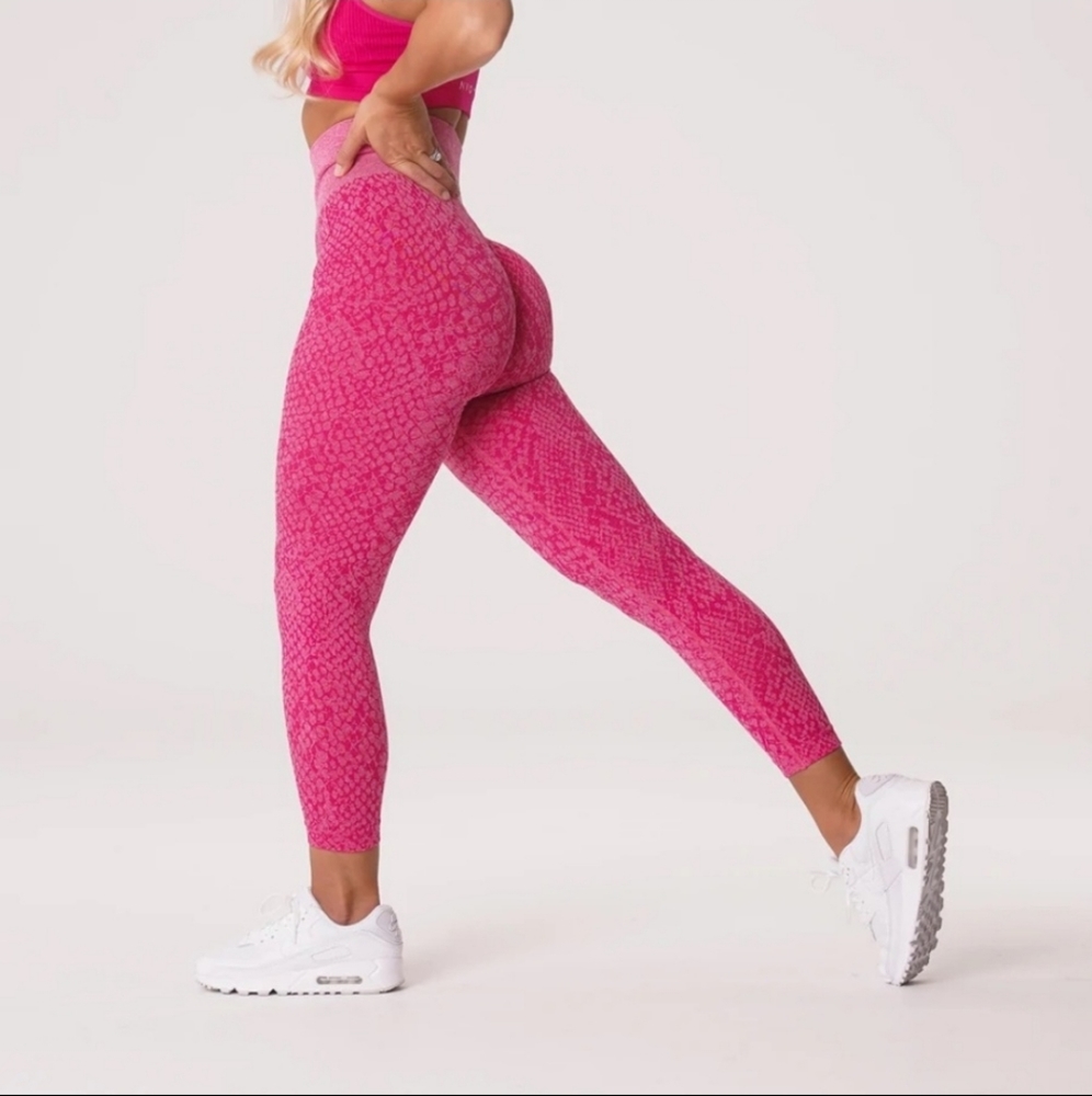 NVGTN Pink High-Waist Textured Leggings
